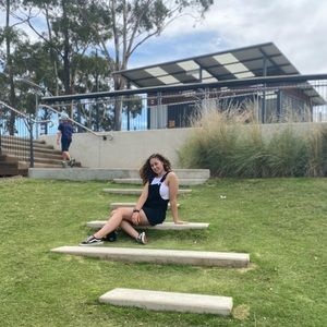 Meet your Posher, Ebony